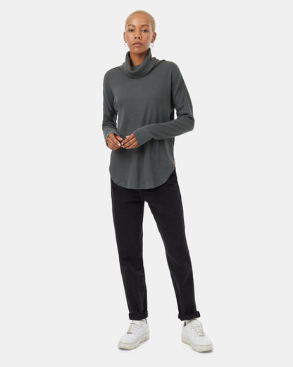 Highwood Turtleneck
