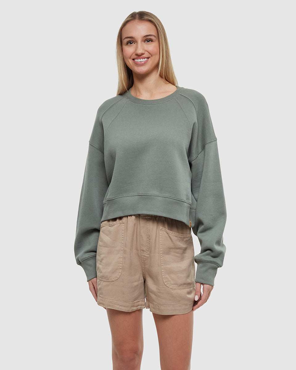 Bluffs Cropped Crew